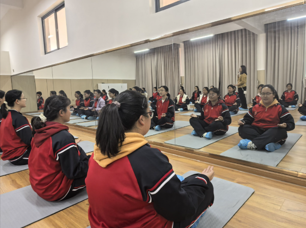 护航学生心思健康为主线深入阐释了心思健康教育中的角色定位